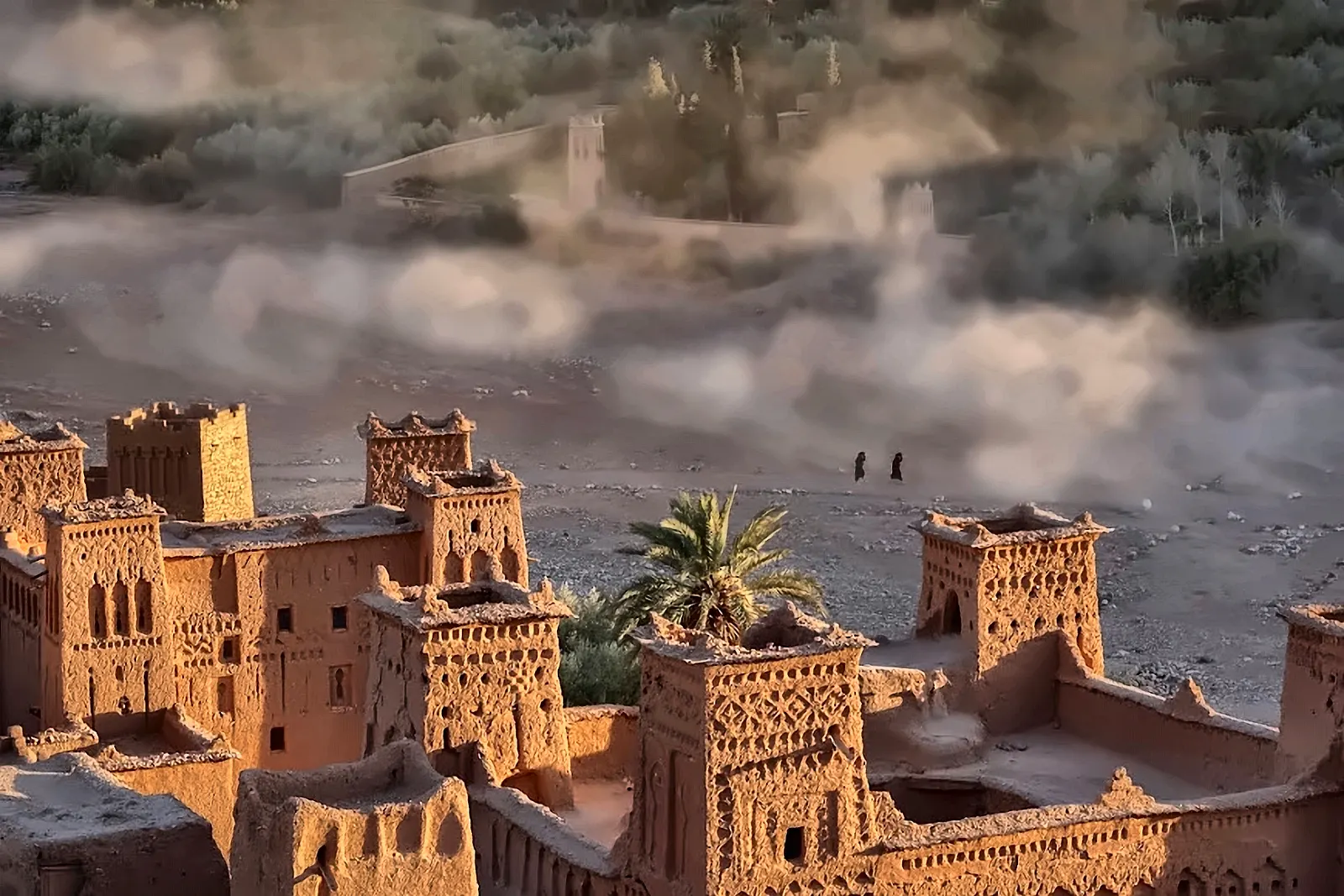 Il ksar di Ait Ben Haddou visto dall'alto, con il fiume alle spalle