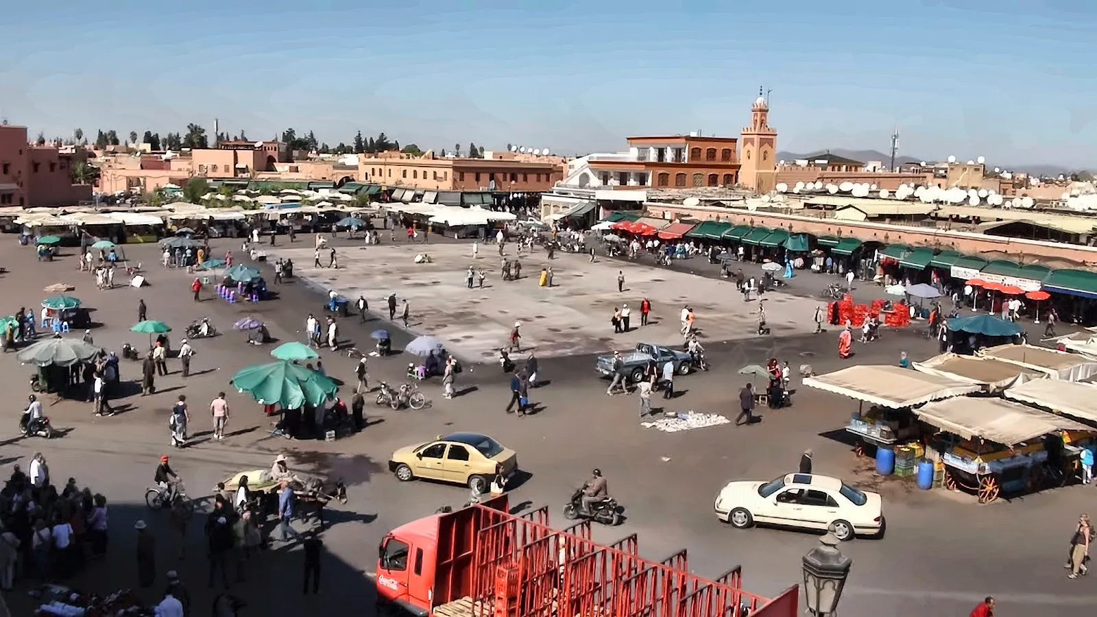 La piazza Jamaa el-Fna vista dall'alto