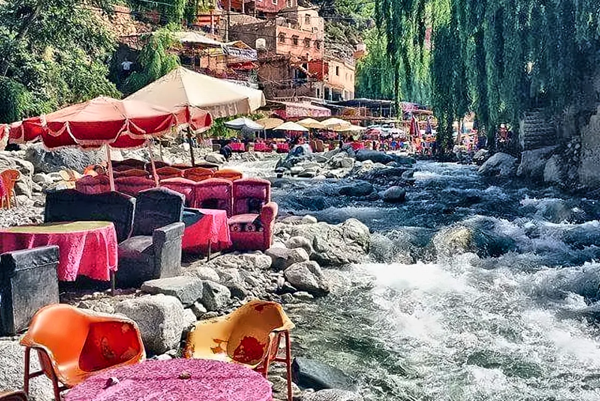 Un caffè sul torrente nella valle dell'Ourika